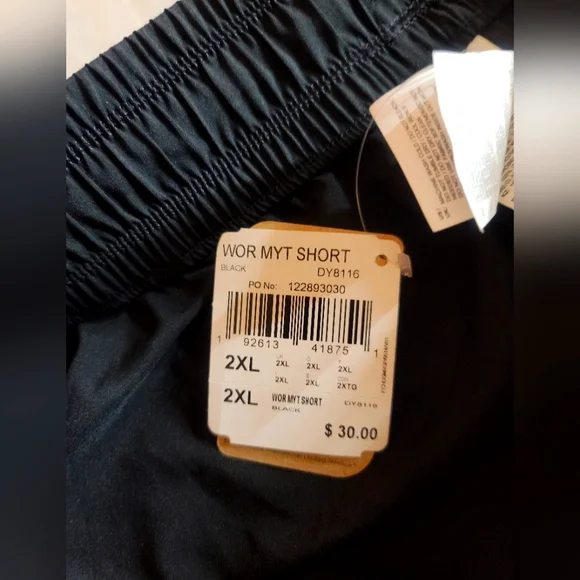 Reebok Speedwick Woman's Shorts Color Black Size 2XL NWT - Picture 11 of 12